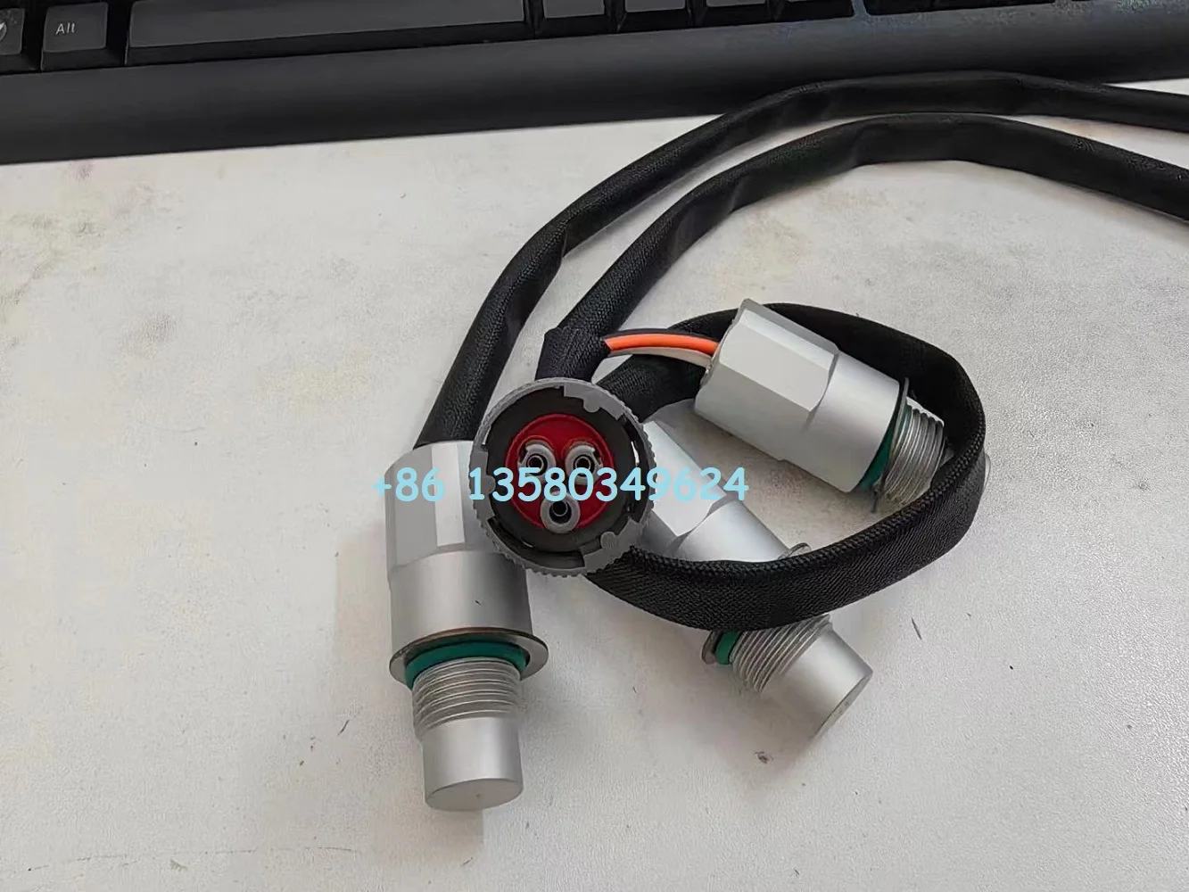 Детали для дизельного двигателя 522-1642, датчик скорости CAT 5221642, запчасти для дизельного двигателя 3176 3516
Детали для дизельного двигателя 522-1642, датчик скорости CAT 5221642, запчасти для дизельного двигателя 3176 3516