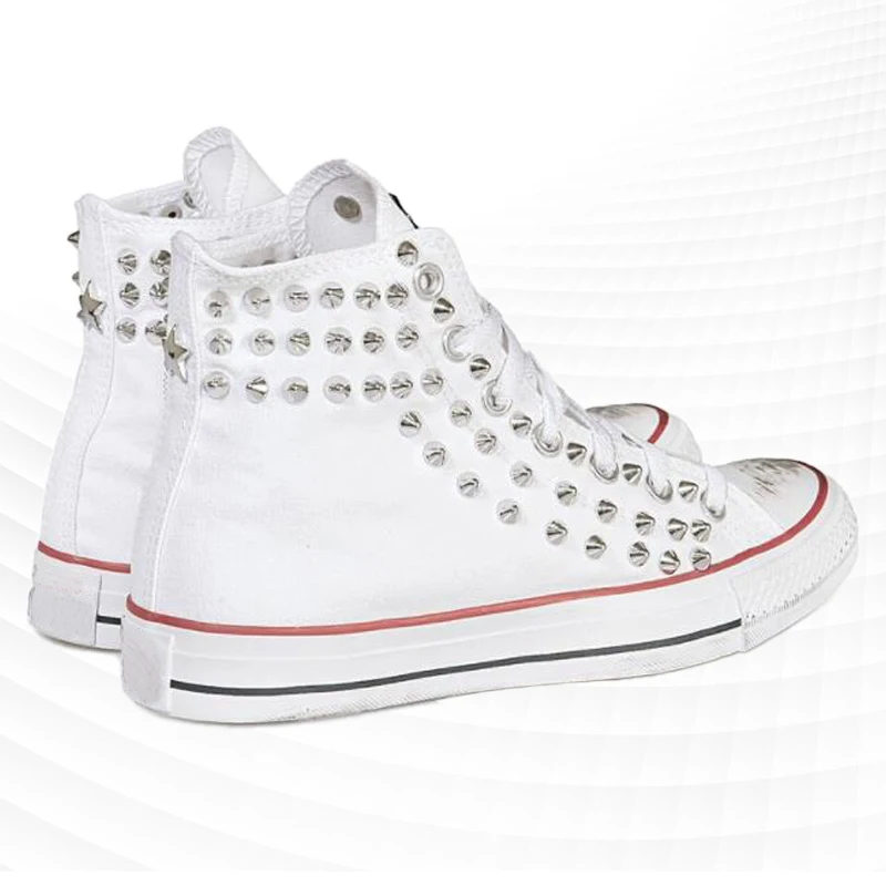 Custom spring and autumn niche design sense handmade silver studded canvas shoes fashion matching retro couple sneakers
Custom spring and autumn niche design sense handmade silver studded canvas shoes fashion matching retro couple sneakers
