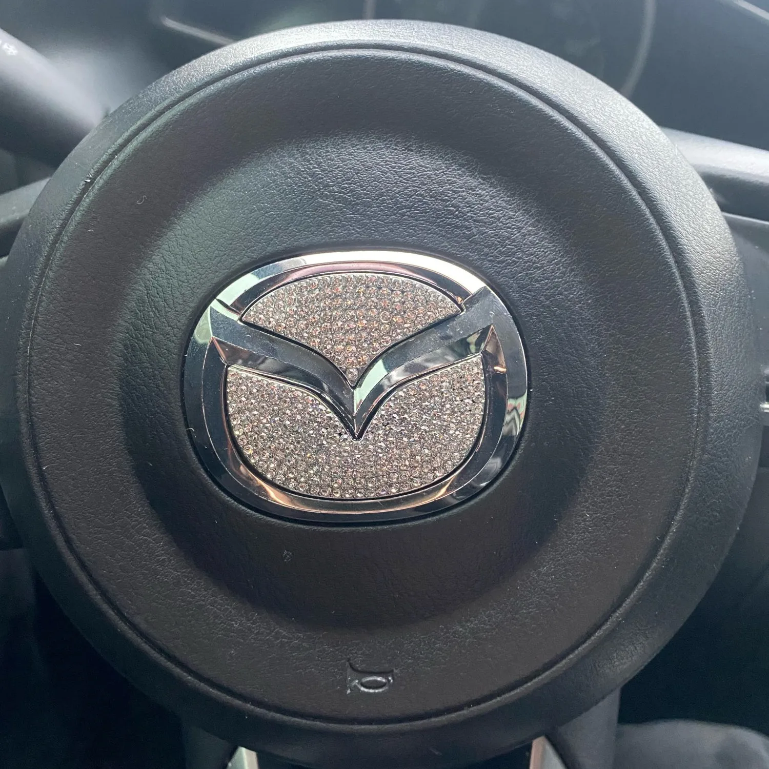 Car Steering Wheel Logo Diamond Decoration Cover Sticker For Mazda 2 3 5 6 Axela Atenza Allegro CX3 CX5 CX7 CX9 CX30 Accessories |