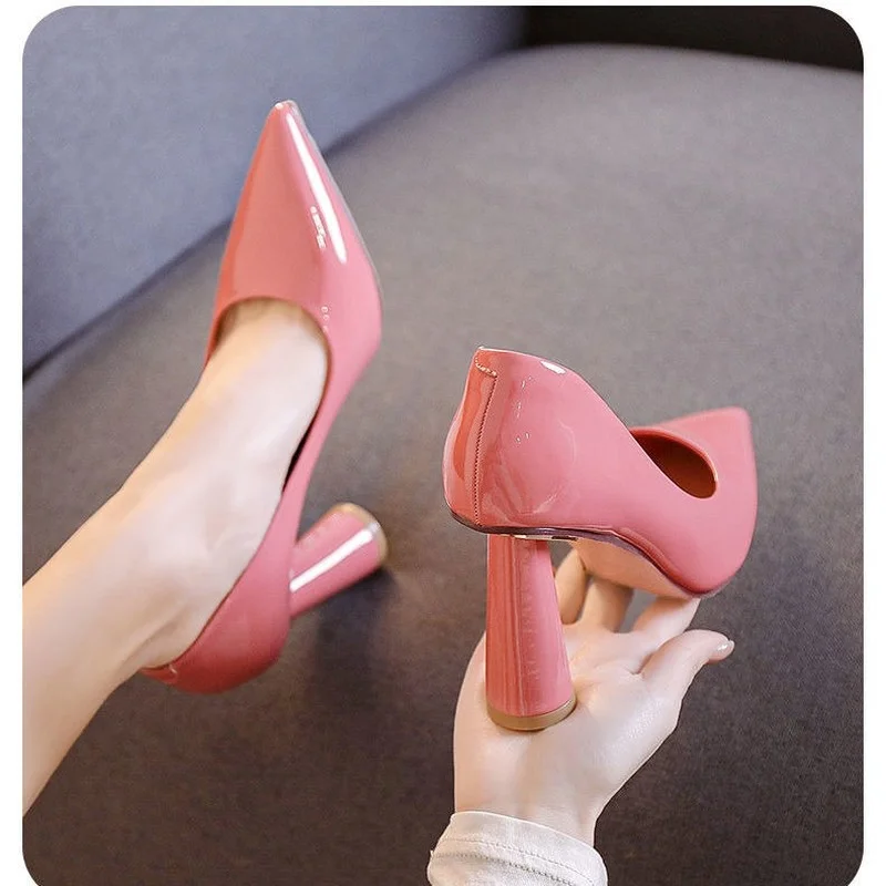 Pink High Heels Sexy Thick Heel Women's Shoes Fashion Patent Leather Temperament Pointed High Heels Ladies Dress Shoes 2022 New
Pink High Heels Sexy Thick Heel Women's Shoes Fashion Patent Leather Temperament Pointed High Heels Ladies Dress Shoes 2022 New