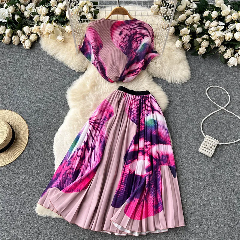 Women Sweet Floral Skirt Suit Two Piece Set Short Sleeve Shirt Midi Pleated Skirt Purple Elegant Suits
Women Sweet Floral Skirt Suit Two Piece Set Short Sleeve Shirt Midi Pleated Skirt Purple Elegant Suits