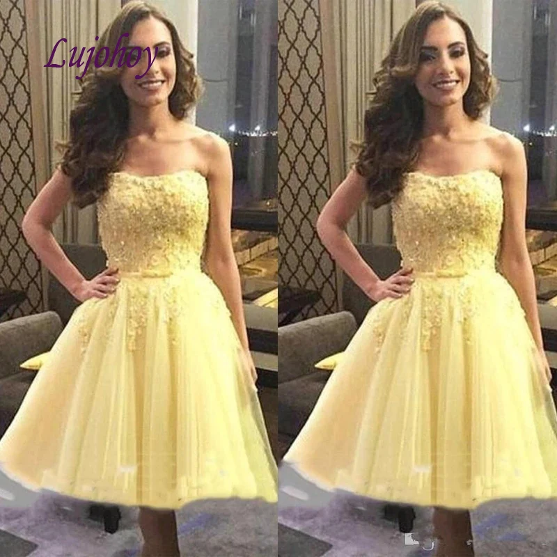 Sexy Yellow Lace Short Cocktail Dress Party Little Ladies Girl Women Prom Homecoming Graduation Semi Formal Gown
Sexy Yellow Lace Short Cocktail Dress Party Little Ladies Girl Women Prom Homecoming Graduation Semi Formal Gown