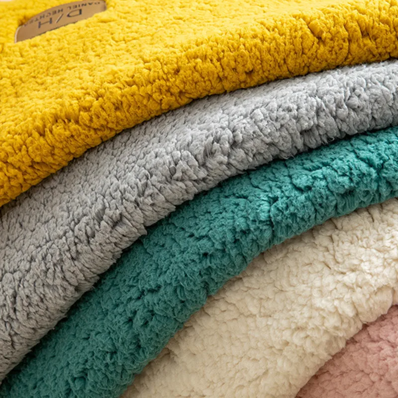 Sofa Cushion Plush Couch Cover Autumn Winter Thickening Simple Modern Solid Color Sofa Towel L-shaped Armrest Home Sofa Covers
Sofa Cushion Plush Couch Cover Autumn Winter Thickening Simple Modern Solid Color Sofa Towel L-shaped Armrest Home Sofa Covers