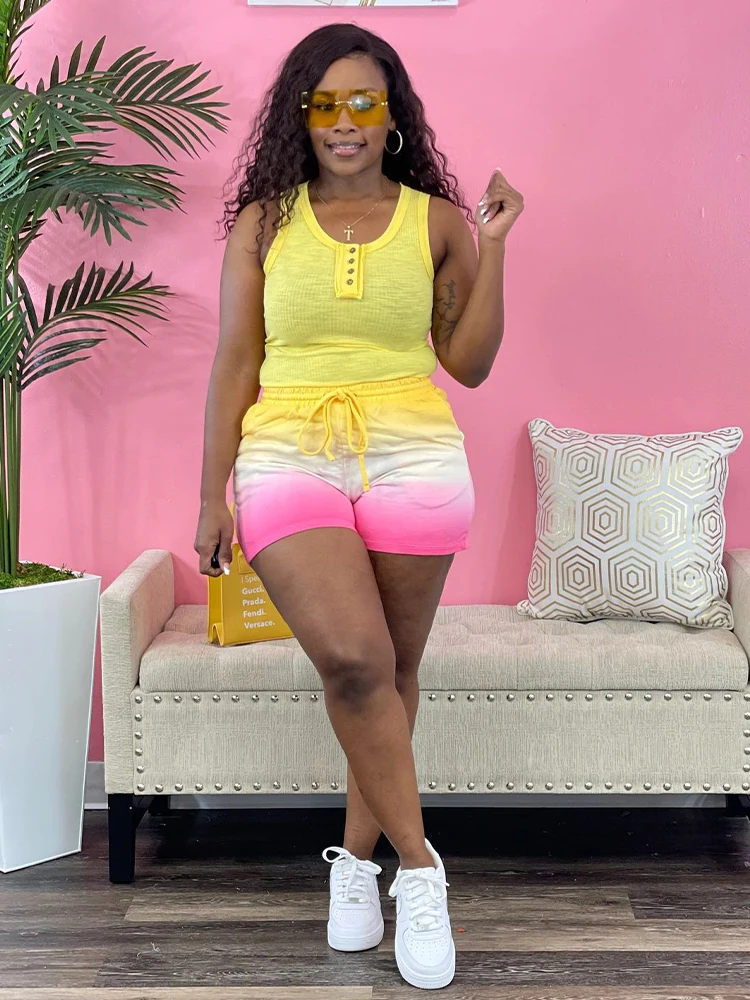 Gradient Color Women's Set Button Down Sleeveless Tank Top and Drawstring High Waist Workout Short Casual Sweatsuit 2 Piece Suit
Gradient Color Women's Set Button Down Sleeveless Tank Top and Drawstring High Waist Workout Short Casual Sweatsuit 2 Piece Suit