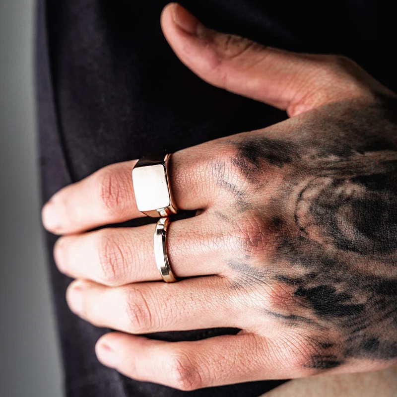 New Classic Glossy Ring Size5-13 Temperament Fashion Stainless Steel Exquisite Round Finger Ring For Men Jewelry Gift
New Classic Glossy Ring Size5-13 Temperament Fashion Stainless Steel Exquisite Round Finger Ring For Men Jewelry Gift