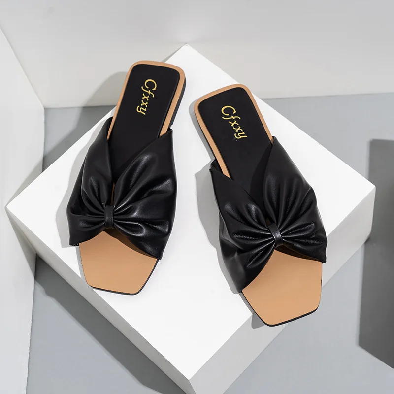 New Pleated Women Shoes Square Toe Flat Beach Sandals Fashion Bow All-match Ladies Slippers Casual Beach Slides Zapatos Mujer 
New Pleated Women Shoes Square Toe Flat Beach Sandals Fashion Bow All-match Ladies Slippers Casual Beach Slides Zapatos Mujer