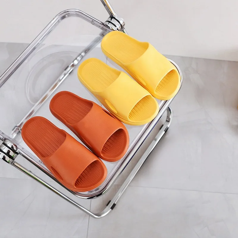 2022 Home Use Slippers Men's Summer Bedroom Mute Couple Bathroom Bath Non-Slip Soft Bottom Ladies Sandals And Slippers
2022 Home Use Slippers Men's Summer Bedroom Mute Couple Bathroom Bath Non-Slip Soft Bottom Ladies Sandals And Slippers