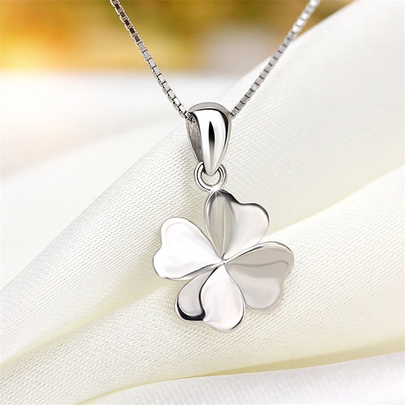 New Fashion Simple Fashion Lucky Four Leaf Clover Pendant Necklace For Women Gift Fashion Jewelry
New Fashion Simple Fashion Lucky Four Leaf Clover Pendant Necklace For Women Gift Fashion Jewelry