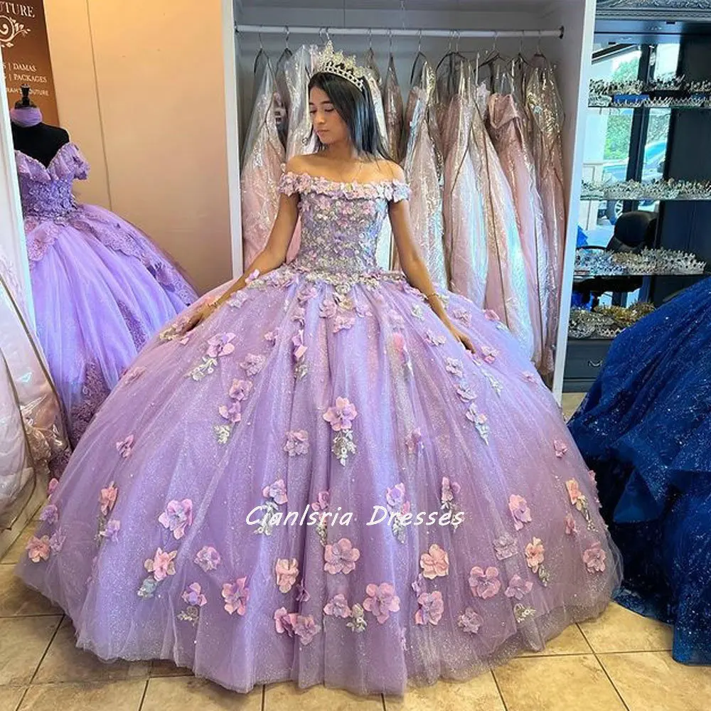 Lilac 3D Floral Appliques Lace Quinceanera Dress Off The Shoulder Crystal Sequined Corset Ball Gown Vestidos De 15 Años
Lilac 3D Floral Appliques Lace Quinceanera Dress Off The Shoulder Crystal Sequined Corset Ball Gown Vestidos De 15 Años