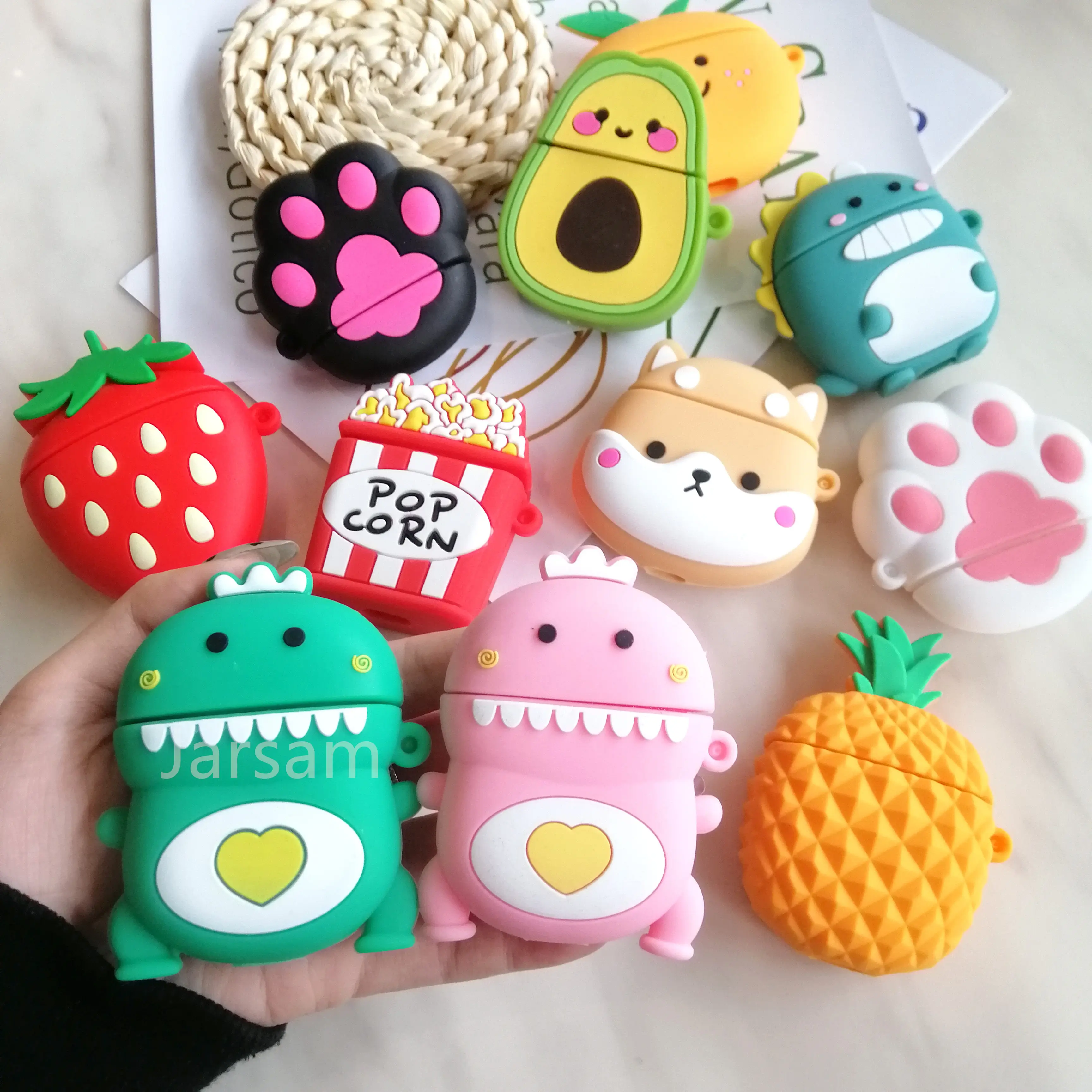 3D мультфильм Забавный милый силиконовый чехол для Airpods 2 1 чехол для Air pods 1 2 чехол Беспроводная зарядка мягкий чехол
3D мультфильм Забавный милый силиконовый чехол для Airpods 2 1 чехол для Air pods 1 2 чехол Беспроводная зарядка мягкий чехол