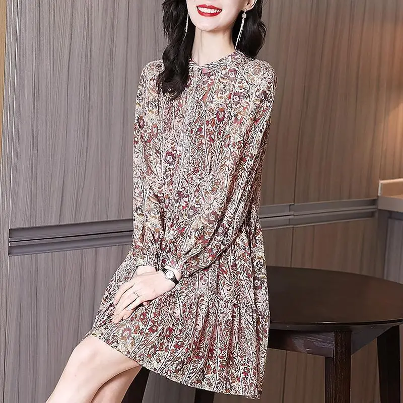 Dress female 2022 New spring gentle temperament casual sister covered her belly thin printed lantern sleeve chiffon dress female
Dress female 2022 New spring gentle temperament casual sister covered her belly thin printed lantern sleeve chiffon dress female