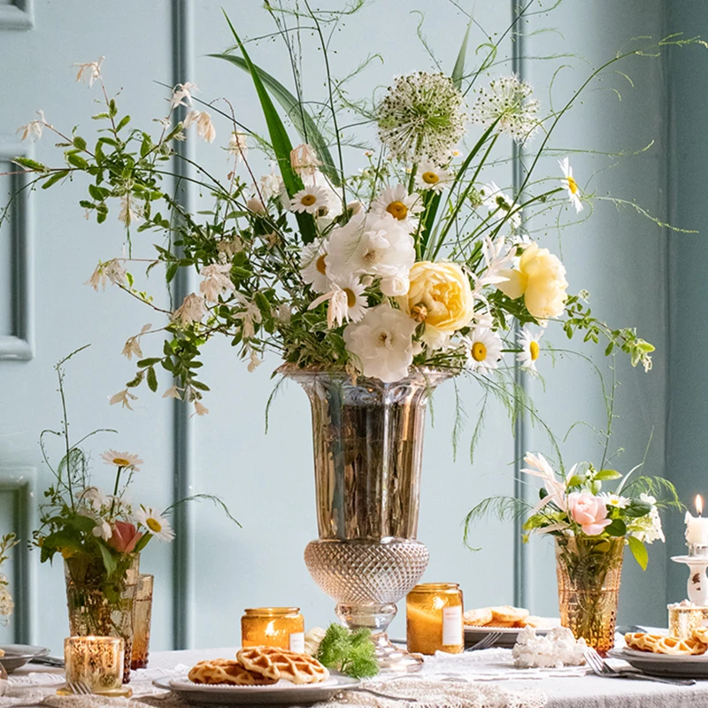 Wedding Hydroponic Flower Pots Luxury Transparent Vintage Aesthetic Glass Flower Bottle Modern Art Macetas Decoration Home
Wedding Hydroponic Flower Pots Luxury Transparent Vintage Aesthetic Glass Flower Bottle Modern Art Macetas Decoration Home