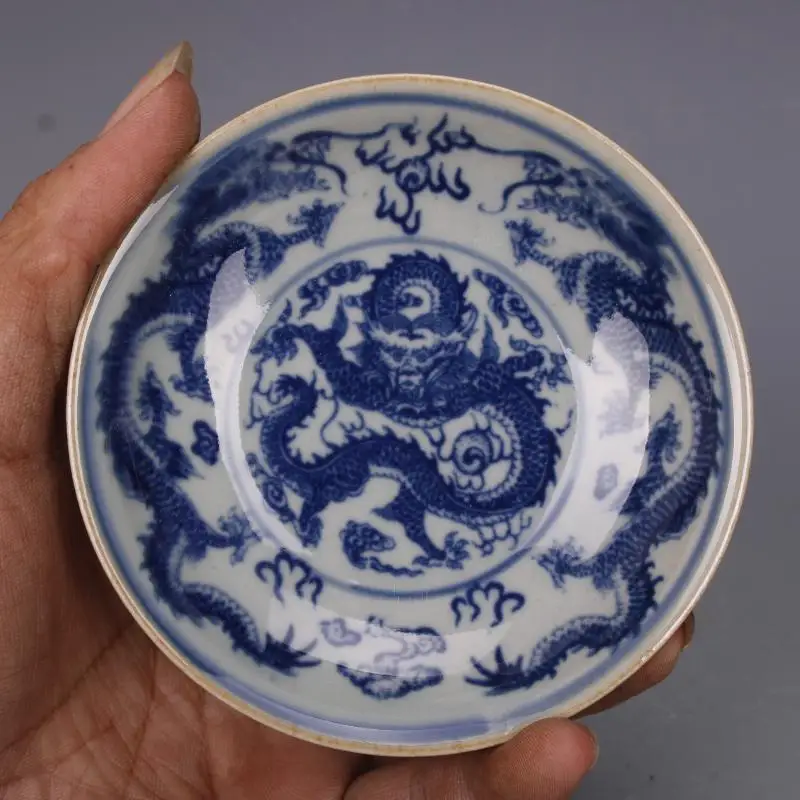 Китайская сине-белая фарфоровая тарелка с изображением дракона Qing Tongzhi 3,94 дюйма
Китайская сине-белая фарфоровая тарелка с изображением дракона Qing Tongzhi 3,94 дюйма