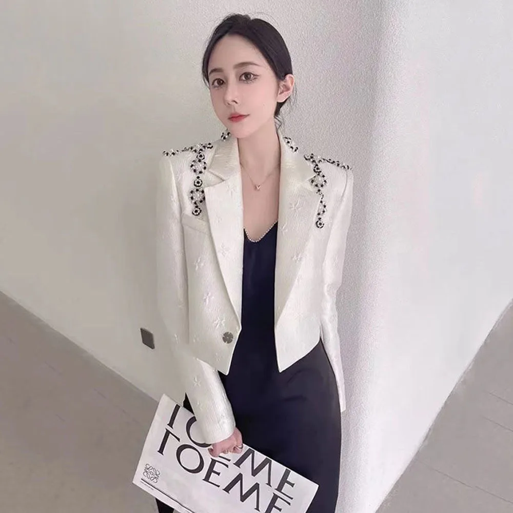 Spring Autumn Short Suit Jacket Women's Korean Fashion Slim Blazer Coat Ladies Elegant Beaded Jacquard Street Chic Femme Outwear
Spring Autumn Short Suit Jacket Women's Korean Fashion Slim Blazer Coat Ladies Elegant Beaded Jacquard Street Chic Femme Outwear
