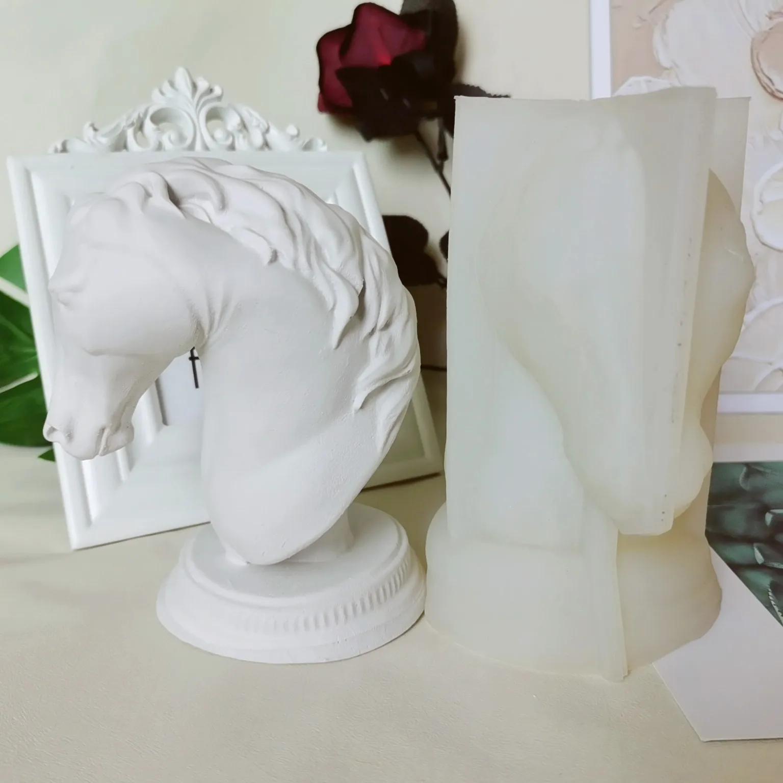 Large Horsehead Plaster Sculpture Silicone Mold Horsehead Silicone Mold DIY Aromatherapy Candle Art Statue Home Decoration Gift
Large Horsehead Plaster Sculpture Silicone Mold Horsehead Silicone Mold DIY Aromatherapy Candle Art Statue Home Decoration Gift
