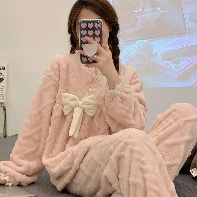 Soft Sweet Cute Flannel Pajamas Women Autumn Winter Coral Fleece LoungewearThick Warm Two-piece Set Pink Comfortable Homewear
Soft Sweet Cute Flannel Pajamas Women Autumn Winter Coral Fleece LoungewearThick Warm Two-piece Set Pink Comfortable Homewear