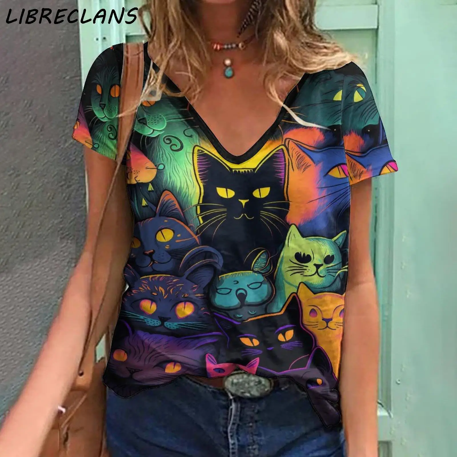 

LIBRECLANS Women T-shirt Kawaii Cat V Neck Short Sleeve Fashion Casual Printed Tee Shirts Funny Summer Female Clothes Top