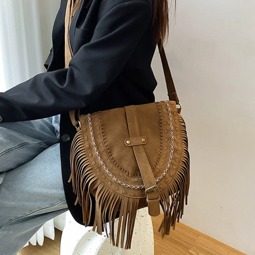 Faux Suede Crossbody Bags Women Luxury Designer Tribal Ibiza Style Tassel Messenger Bag Ladies Vintage Versatile Shoulder Bag
Faux Suede Crossbody Bags Women Luxury Designer Tribal Ibiza Style Tassel Messenger Bag Ladies Vintage Versatile Shoulder Bag