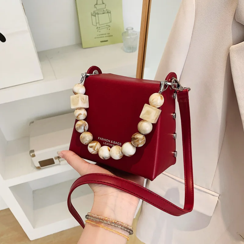 Fashion Box Bag 2022 Summer New Girl Pures and Bags Crossbody Pearl Handle Luxury Handbags Women Bags Designer
Fashion Box Bag 2022 Summer New Girl Pures and Bags Crossbody Pearl Handle Luxury Handbags Women Bags Designer