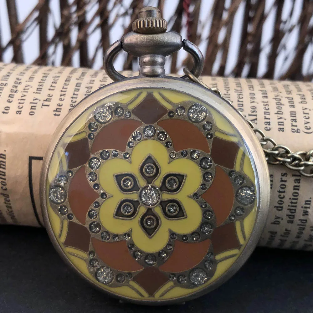 Luxury Exquisite Flowers Artistic Design Quartz Pocket Watch Necklace Pendant Gifts For Women Or Man with Fob Chain
Luxury Exquisite Flowers Artistic Design Quartz Pocket Watch Necklace Pendant Gifts For Women Or Man with Fob Chain