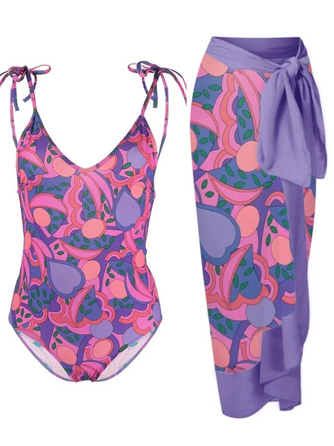 Женский слитный купальник с V-образным вырезом и чашками пуш-ап
Женский слитный купальник с V-образным вырезом и чашками пуш-ап