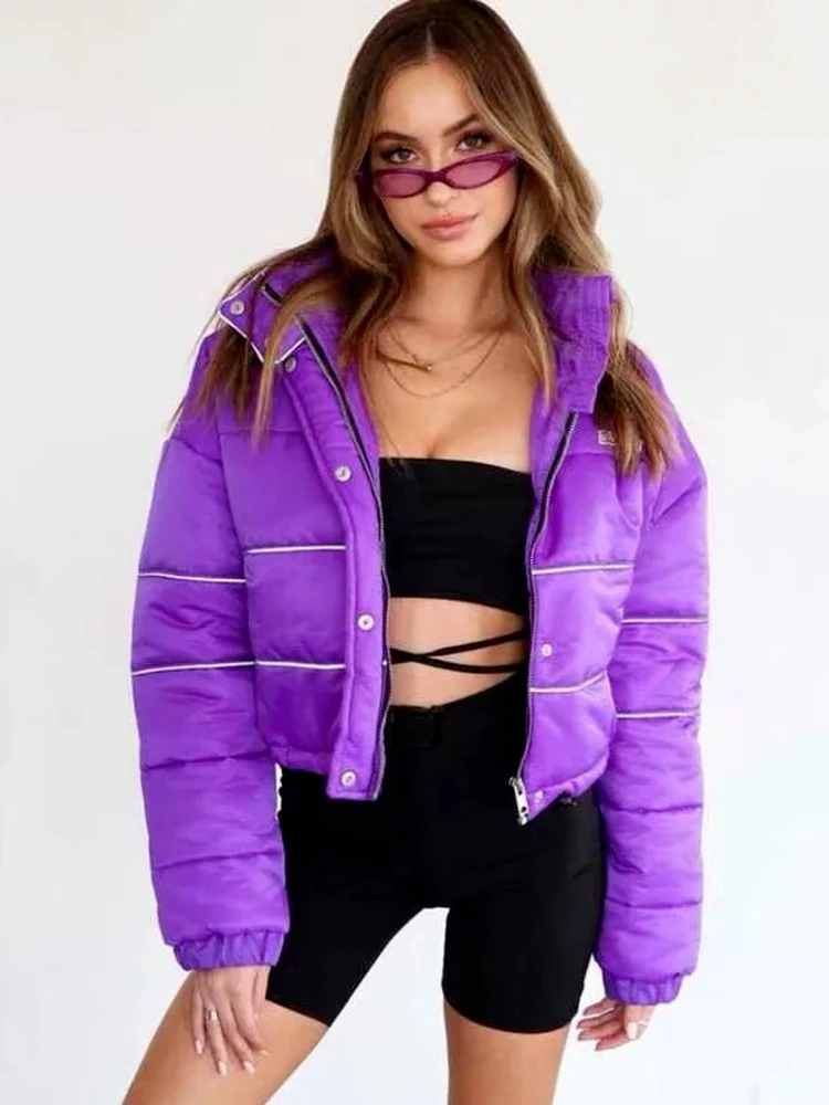 Autumn Winter Casual Letter Print Purple Cotton-padded Parkas Women 2022 Fashion Stand Collar Zip-up Warm Short Coats Streetwear
Autumn Winter Casual Letter Print Purple Cotton-padded Parkas Women 2022 Fashion Stand Collar Zip-up Warm Short Coats Streetwear
