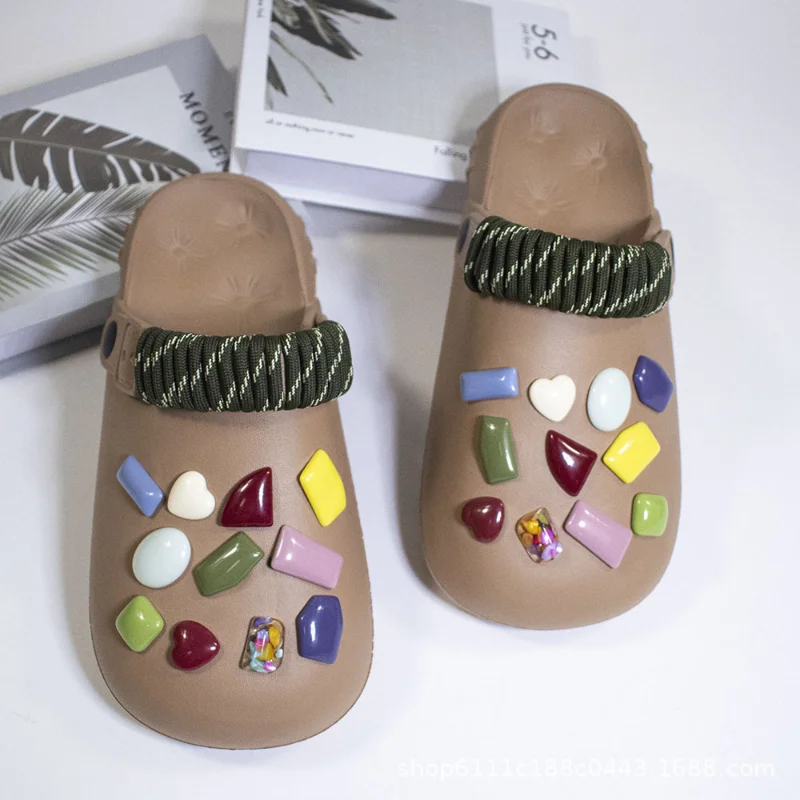 Vintage Geometric DIY Shoes Charms for Croc Fashion All-match Clogs Shoe Buckle Lovely Colourful Croc Charms Designer Hot Sale
Vintage Geometric DIY Shoes Charms for Croc Fashion All-match Clogs Shoe Buckle Lovely Colourful Croc Charms Designer Hot Sale
