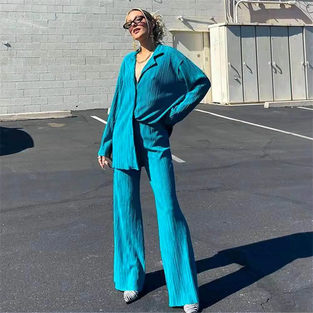Women's european high fashion pleated Tracksuit Two Piece Sets and Wide Leg Pants vintage Female Outfits
Women's european high fashion pleated Tracksuit Two Piece Sets and Wide Leg Pants vintage Female Outfits
