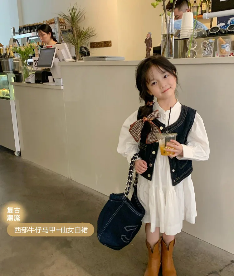 Spring Children's Dress White Cute Fairy Dress Fashion Retro Trend Denim Vest Girls
Spring Children's Dress White Cute Fairy Dress Fashion Retro Trend Denim Vest Girls
