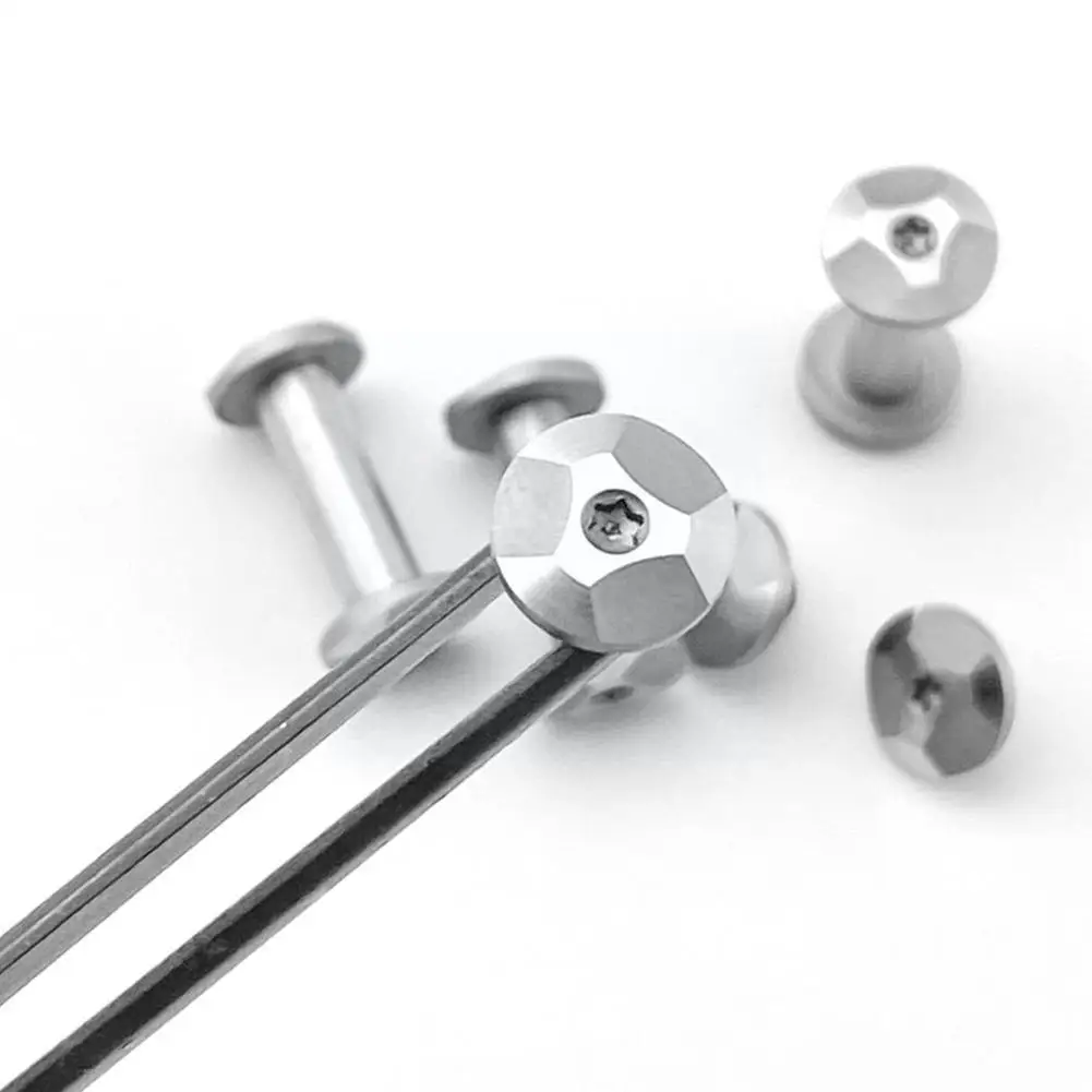 1 шт. T8 M4/9 мм звездообразные гвозди, инструмент для изготовления ручек, винты, аксессуары, застежка для ножа, складной звездообразный шпиндел...
1 шт. T8 M4/9 мм звездообразные гвозди, инструмент для изготовления ручек, винты, аксессуары, застежка для ножа, складной звездообразный шпиндел...