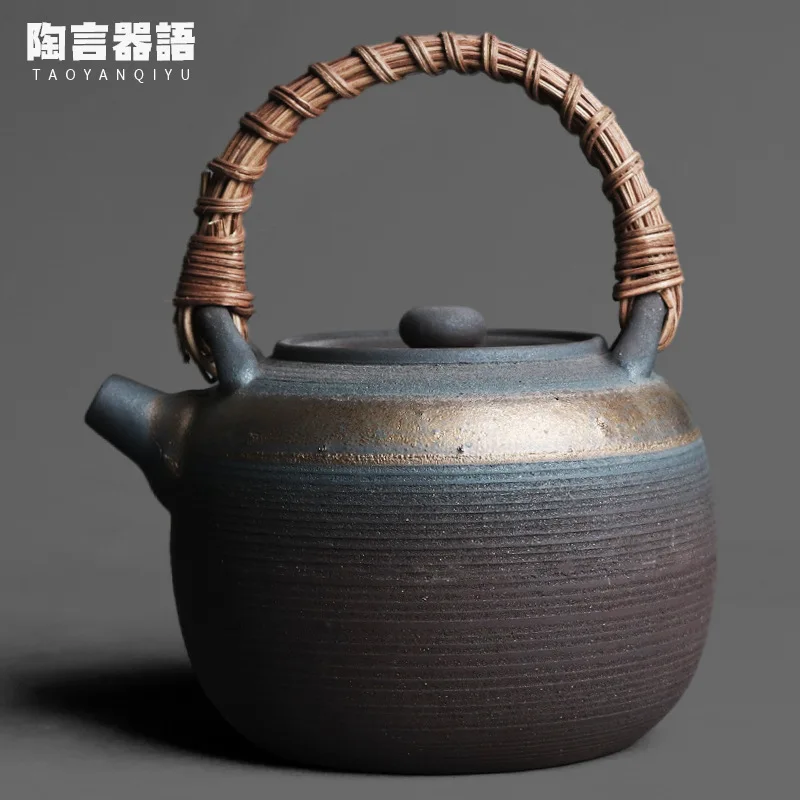 Coarse pottery bronzing round tea ring handle teapot hand-woven bamboo rattan retro pottery induction cooker charcoal stove fire
Coarse pottery bronzing round tea ring handle teapot hand-woven bamboo rattan retro pottery induction cooker charcoal stove fire
