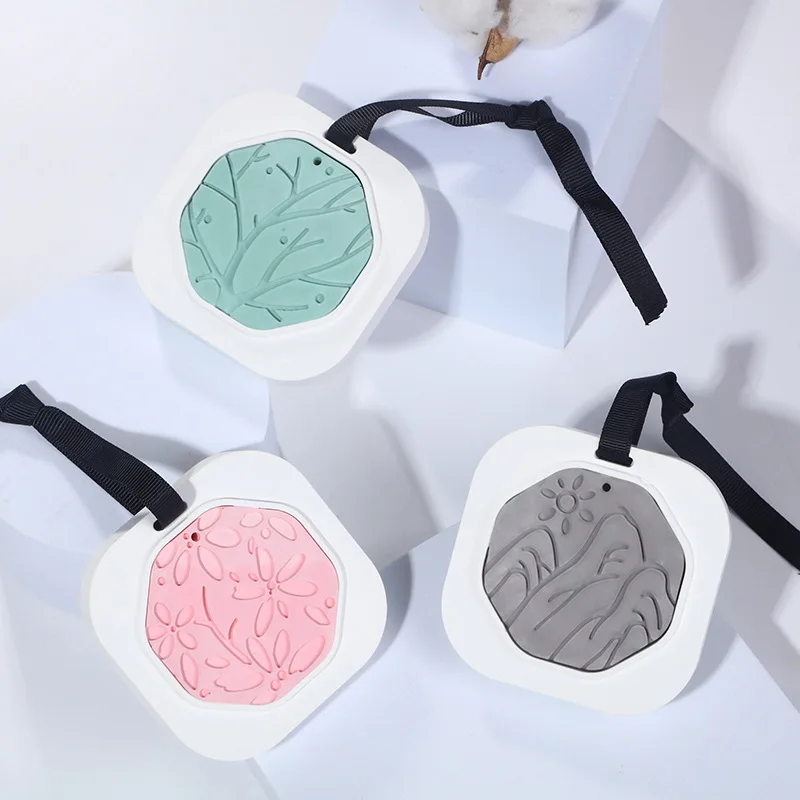 Car Car Fragrance Fragrance Pendant Aromatherapy Pendant Long-lasting Fragrance Diffuser Deodorant Pendant Accessories
Car Car Fragrance Fragrance Pendant Aromatherapy Pendant Long-lasting Fragrance Diffuser Deodorant Pendant Accessories