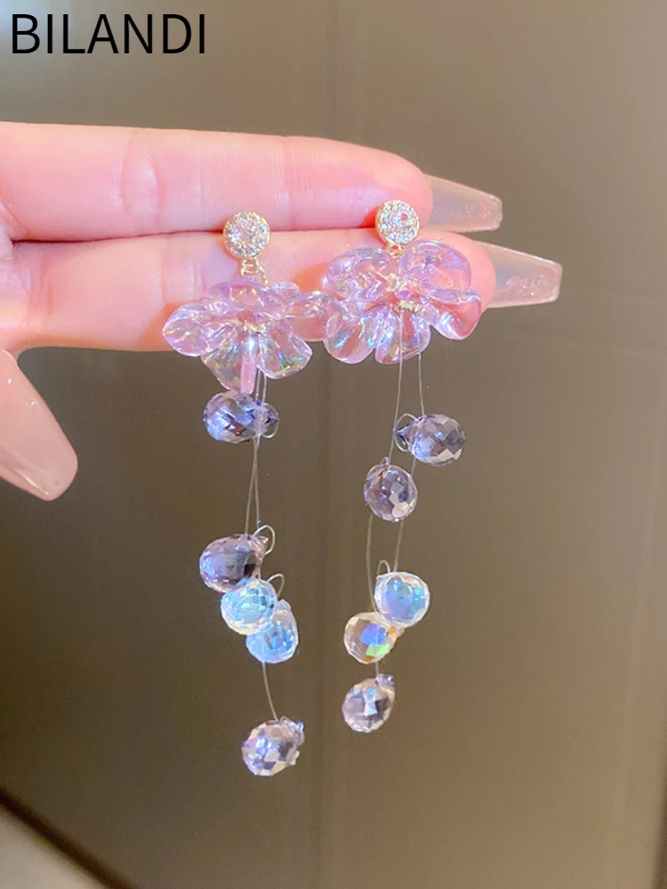 Bilandi Modern Jewelry Resin Flower Earrings 925 Silver Needle Hot Sale High Quality Shiny Glass Dangle Earrings For Women Gift
Bilandi Modern Jewelry Resin Flower Earrings 925 Silver Needle Hot Sale High Quality Shiny Glass Dangle Earrings For Women Gift