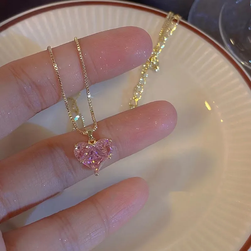 2022 New Pink Love Zircon Pendant Necklace For Women Personality Fashion Necklace Wedding Jewelry Birthday Anniversary Gifts
2022 New Pink Love Zircon Pendant Necklace For Women Personality Fashion Necklace Wedding Jewelry Birthday Anniversary Gifts