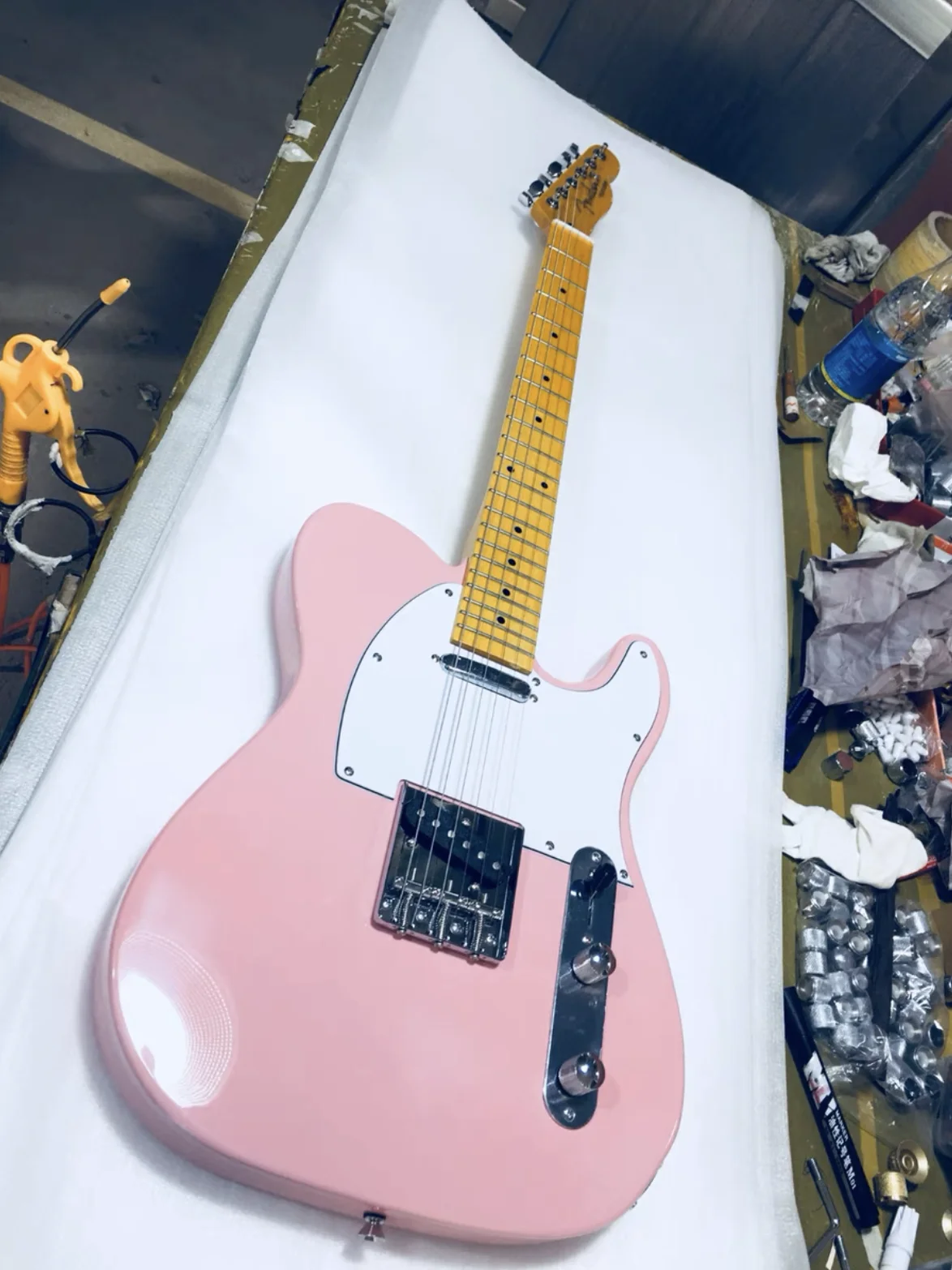 TELE Electric Guitar Maple Fingerboard pink Color Chrome Hardware High Quality Free Shipping
TELE Electric Guitar Maple Fingerboard pink Color Chrome Hardware High Quality Free Shipping