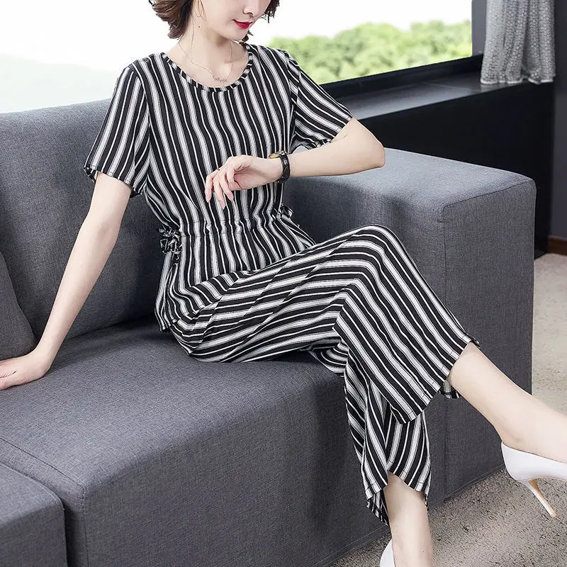 2022 Fashion New Summer Women's Sets Female Cotton Silk Print Wide-leg Pants + Short-sleeve Top Ladies Mother Two-piece Suit I43
2022 Fashion New Summer Women's Sets Female Cotton Silk Print Wide-leg Pants + Short-sleeve Top Ladies Mother Two-piece Suit I43