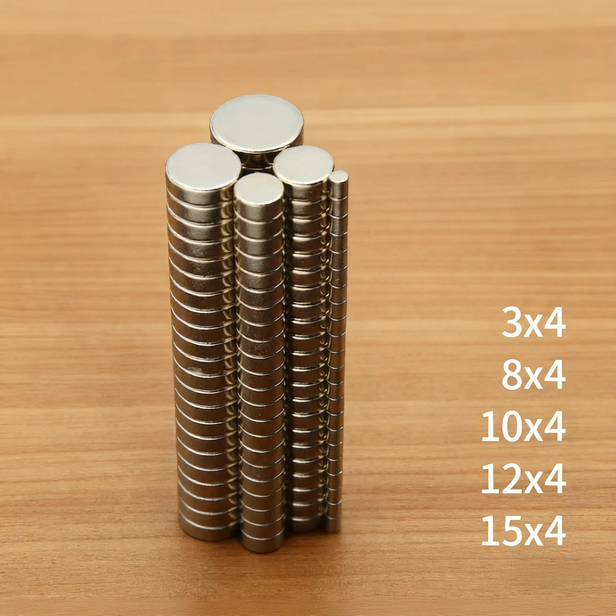 Супер мощные неодимовые магниты N35 4 мм
Супер мощные неодимовые магниты N35 4 мм