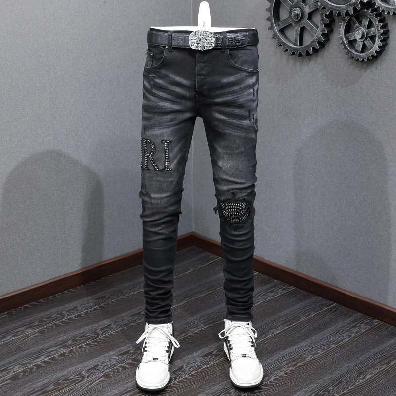 Street Fashion Men Jeans Retro Black Gray Elastic Stretch Skinny Fit Ripped Jeans Men Beading Patch Designer Hip Hop Brand Pants
Street Fashion Men Jeans Retro Black Gray Elastic Stretch Skinny Fit Ripped Jeans Men Beading Patch Designer Hip Hop Brand Pants