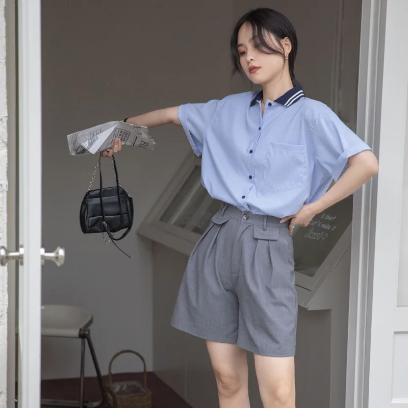 New Summer Fashion Woman Blouse 2023 College Style Vertical Stripe Short Loose Casual Women's Top Shirts and Blouses for Women
New Summer Fashion Woman Blouse 2023 College Style Vertical Stripe Short Loose Casual Women's Top Shirts and Blouses for Women