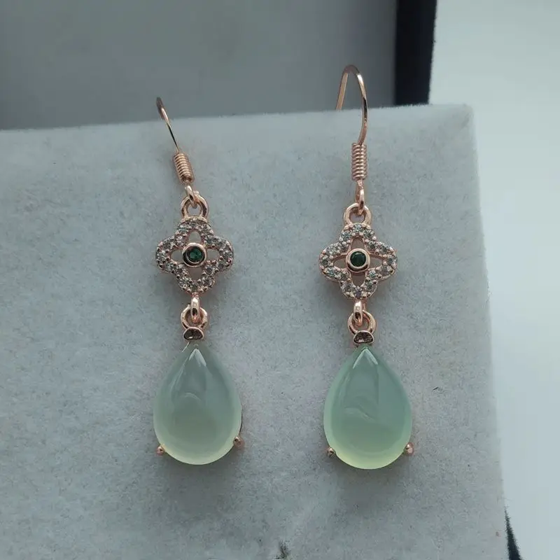 Natural Ice Chalcedony Stone Sweet Lady Women's Agate Water Drop Charm Jade Earrings Jewelry
Natural Ice Chalcedony Stone Sweet Lady Women's Agate Water Drop Charm Jade Earrings Jewelry