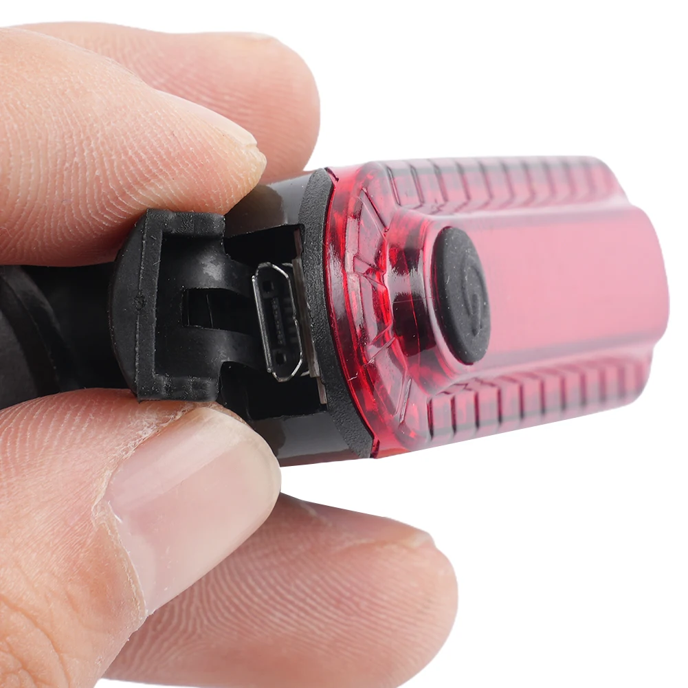 Tail Light Bicycle Tail Light Skillful USB Rechargeable Cycling Tail Light Mountain Bicycle Night Cycling Rear Lighting 1pc
Tail Light Bicycle Tail Light Skillful USB Rechargeable Cycling Tail Light Mountain Bicycle Night Cycling Rear Lighting 1pc