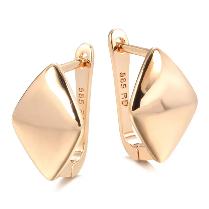 Grier 2022 New Geometric Glossy Dangle Earrings 585 Rose Gold Simple Rhombus Earring For Girls Fine Jewelry To Gifts Wholesale
Grier 2022 New Geometric Glossy Dangle Earrings 585 Rose Gold Simple Rhombus Earring For Girls Fine Jewelry To Gifts Wholesale