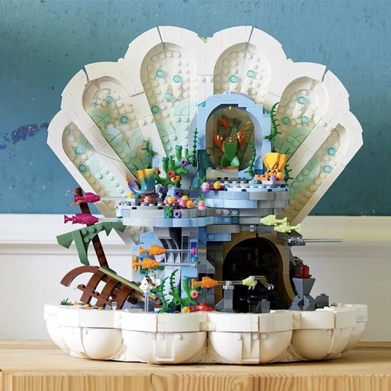 NEW IN STOCK 43225 Under The Sea Mermaid Royal Clamshell Building Blocks Princess Palace Castle Toys For Girls Kid Birthday Gift
NEW IN STOCK 43225 Under The Sea Mermaid Royal Clamshell Building Blocks Princess Palace Castle Toys For Girls Kid Birthday Gift