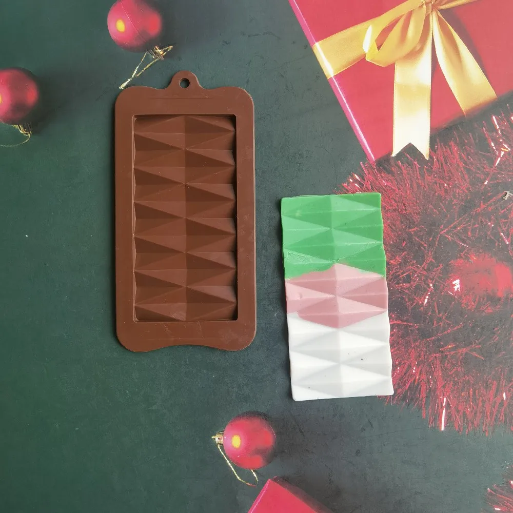 Triangle chocolate silicone mold DIY ice cube dessert mold cake decoration kitchen baking utensils
Triangle chocolate silicone mold DIY ice cube dessert mold cake decoration kitchen baking utensils
