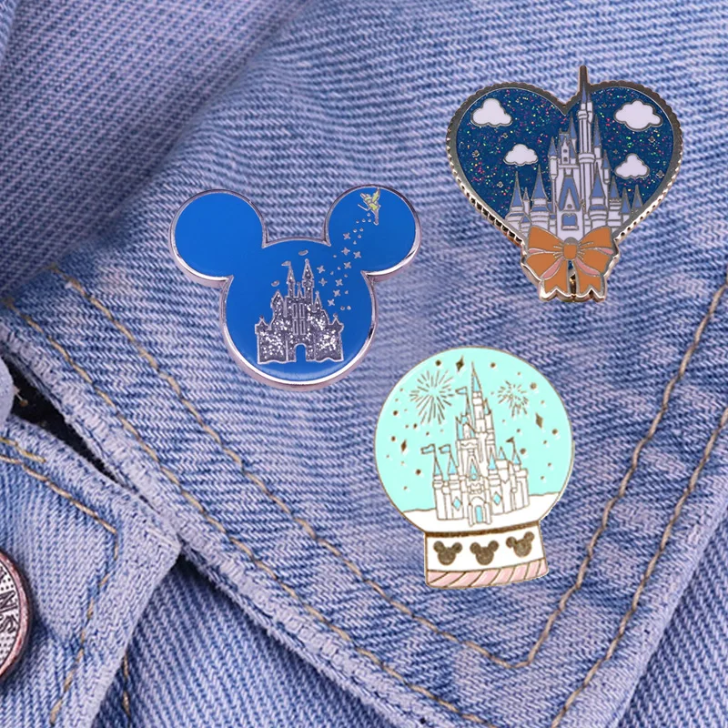 Classic Fashion Disney Mickey Ears Castle Glitter Brooch Fairy Tale Fireworks Show Badge Cute Girl Enamel Pin Accessorie Jewelry
Classic Fashion Disney Mickey Ears Castle Glitter Brooch Fairy Tale Fireworks Show Badge Cute Girl Enamel Pin Accessorie Jewelry