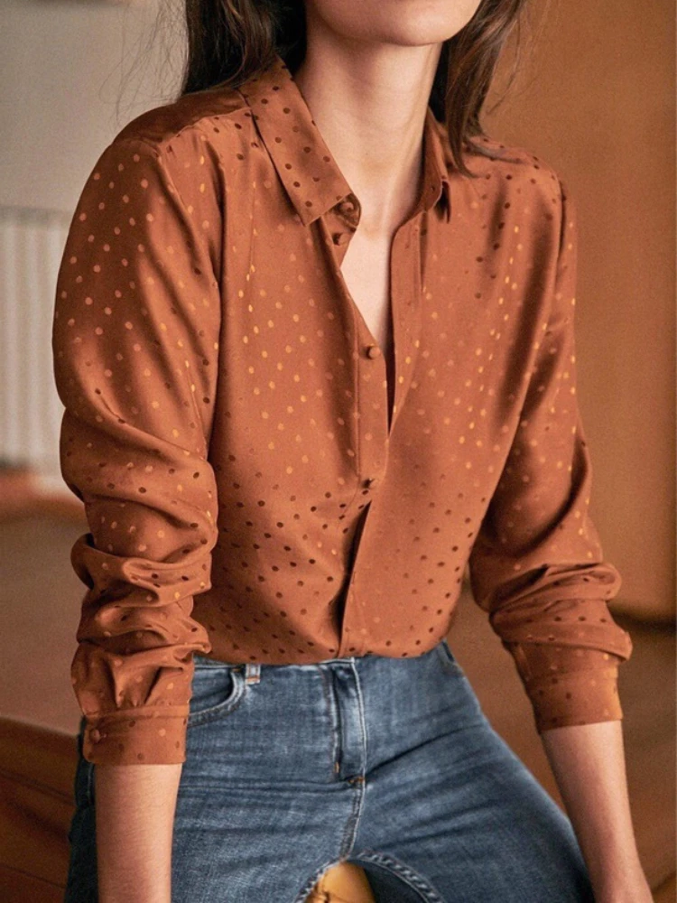 100% Silk 2022 Summer Women Polka Dot Vintage Classic-collar Elegant Vintage Shirts High Quaity Blouse
100% Silk 2022 Summer Women Polka Dot Vintage Classic-collar Elegant Vintage Shirts High Quaity Blouse