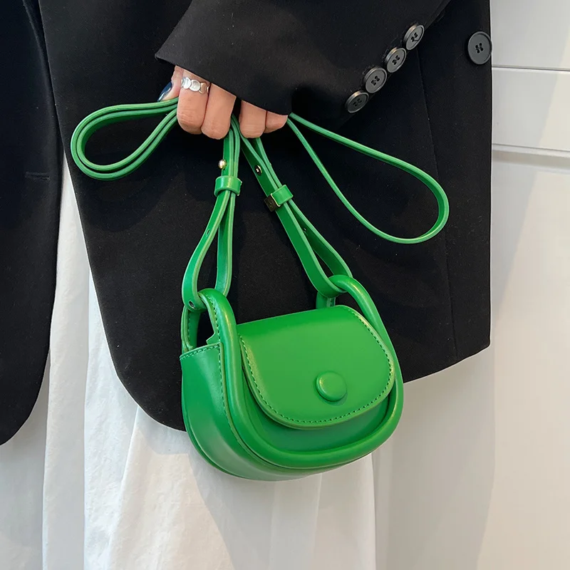 Mini PU Leather Handbags 2023 Summer Luxury Brand Trendy Fashion Designer Women's Shoulder Crossbody Bag Cute lipstick Purses
Mini PU Leather Handbags 2023 Summer Luxury Brand Trendy Fashion Designer Women's Shoulder Crossbody Bag Cute lipstick Purses