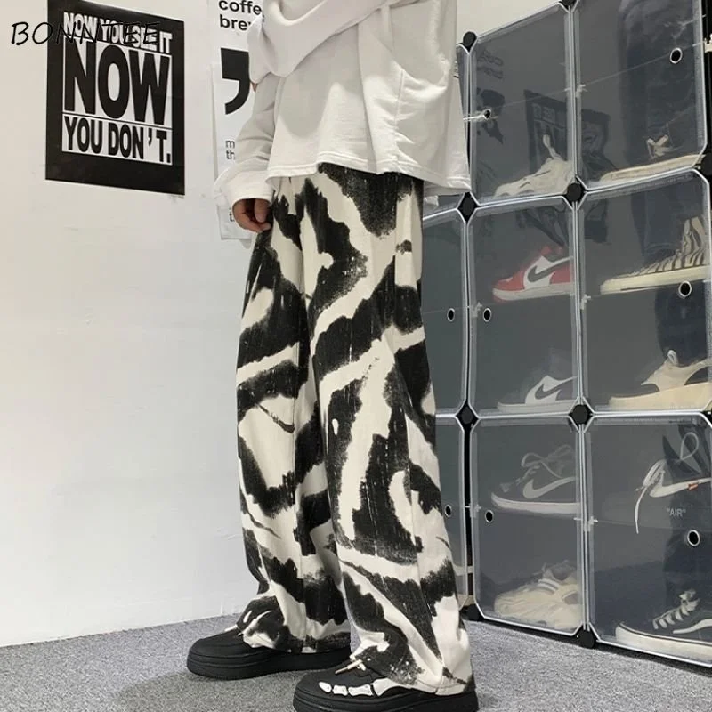 L-6XL Tie Dye Pants Women Wide Leg Baggy Y2k Clothes Harajuku All-match High Waist Pantalones De Mujer College Retro
L-6XL Tie Dye Pants Women Wide Leg Baggy Y2k Clothes Harajuku All-match High Waist Pantalones De Mujer College Retro