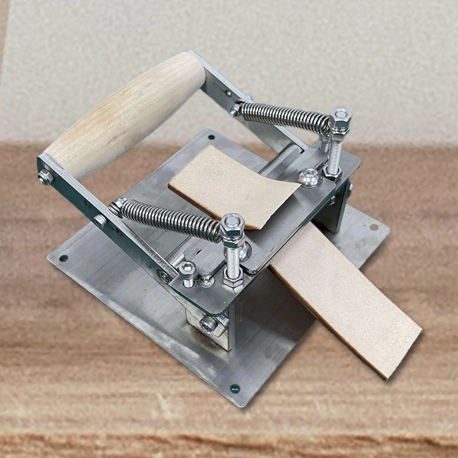 Ручная машина для филировки кожи, инструмент для филировки кожи из нержавеющей стали для дубленой кожи 
Ручная машина для филировки кожи, инструмент для филировки кожи из нержавеющей стали для дубленой кожи