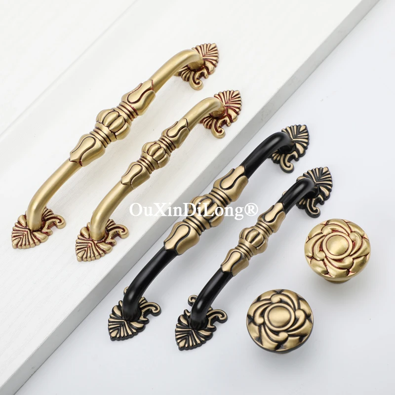 Retro 4PCS Solid Pure Brass European Antique Furniture Handle Drawer Pulls Cupboard Wardrobe Kitchen Shoe TV Cabinet Pulls Knobs
Retro 4PCS Solid Pure Brass European Antique Furniture Handle Drawer Pulls Cupboard Wardrobe Kitchen Shoe TV Cabinet Pulls Knobs